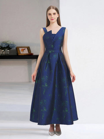 Elegant Floral Jacquard Maxi Dress