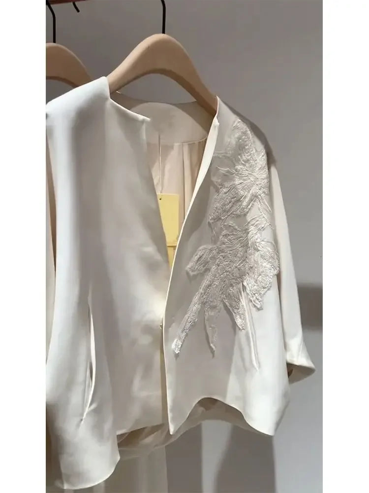 Women's Patterned Pant Suit